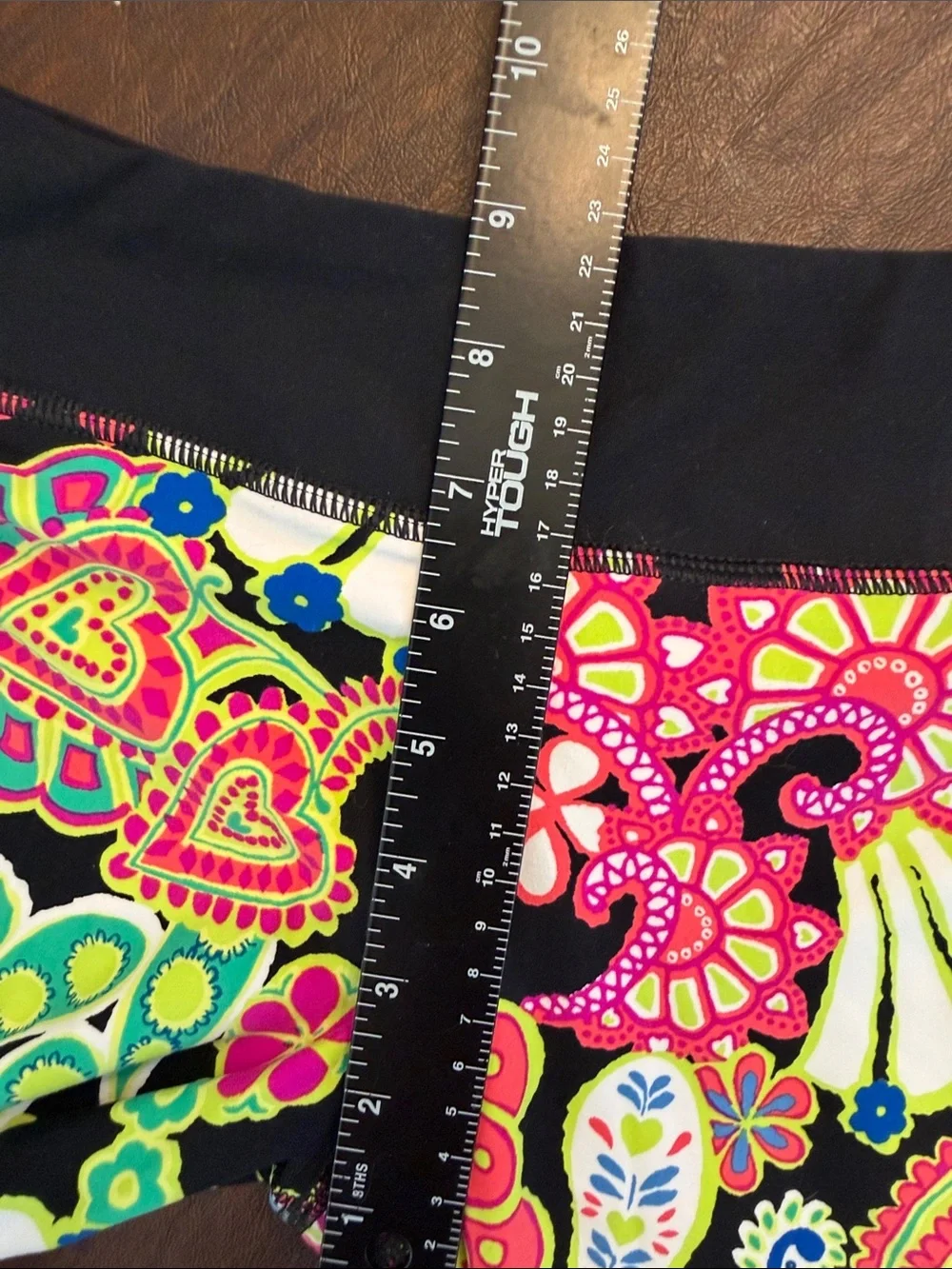 Trina Turk Recreation Capri Leggings